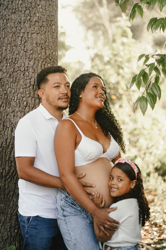 Pregnant mum maternity announcement photo Australia